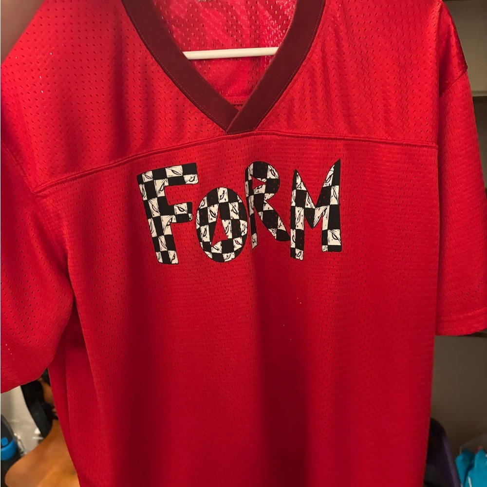 FORM Red Graphic V-Neck Top